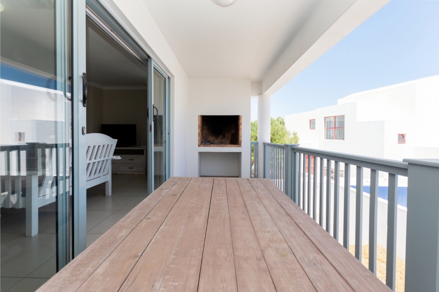 5 Bedroom Property for Sale in Paradise Beach Western Cape